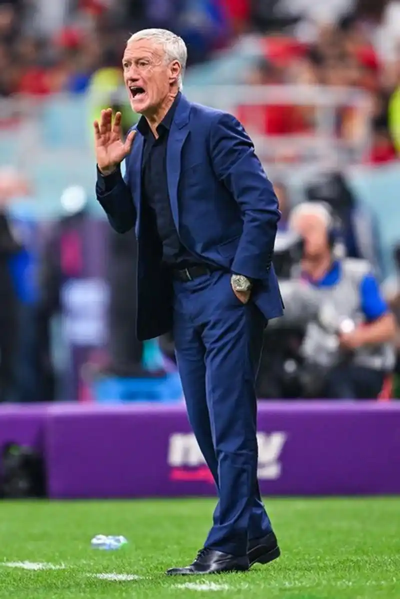 暴露了他们 暴露了他们