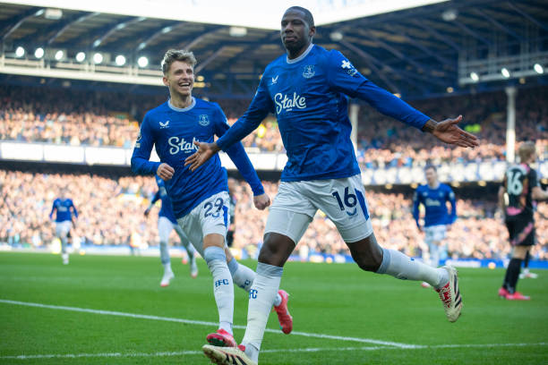 后防线压力 后防线压力