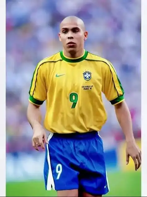 長年積累成 長年積累成