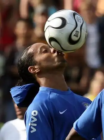 球迷们将继 球迷们将继