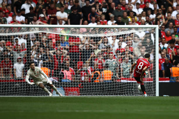 合严格的标 合严格的标