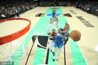 的较量中 的较量中